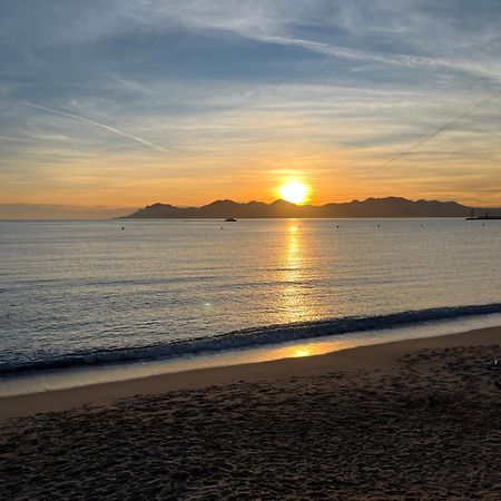 Cannes, Croisette, Palais Miramar Εξωτερικό φωτογραφία